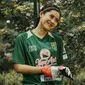 Penjaga gawang Persebaya Surabaya Putri, Nabila Ghassani. (Sumber: Instagram/@nabilagsani)