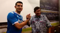 Alasan Esteban Vizcarra Memilih Nomor Punggung Warisan Atep di Persib