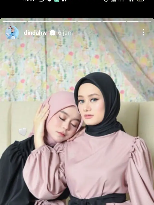 Kedekatan Lesti Kejora dengan Dinda HW (Foto: Story IG @dindahw)