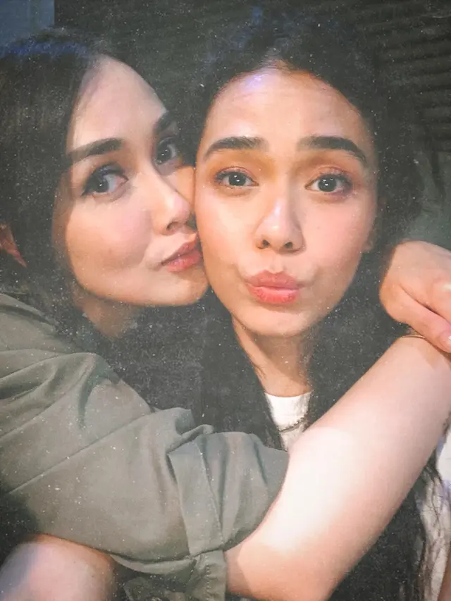 6 Potret Kebersamaan Adinia Wirasti dan Sara Wijayanto yang Ternyata Saudara Kandung