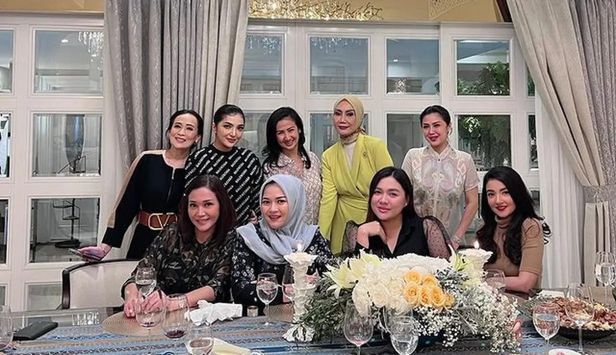 Arisan Cenayang (Instagram/tsaniamarwa54)