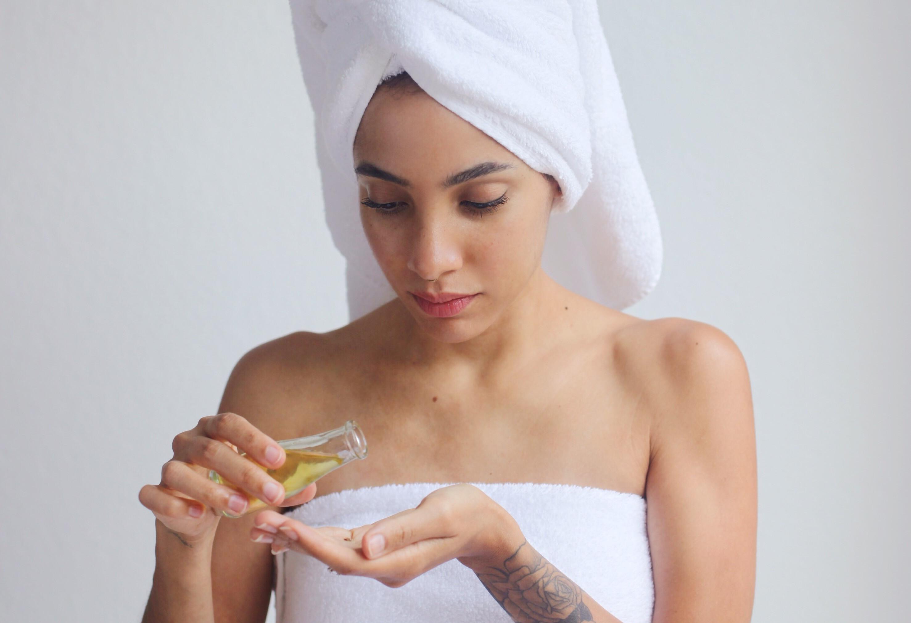 4 Bahan  Alami  untuk Cantik Sempurna dari  Rambut  Sampai 