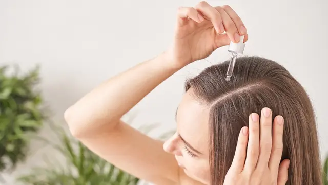 Trik Rahasia untuk Mencapai Kilau Rambut Instan