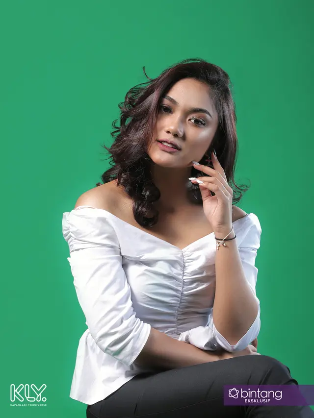 [Bintang] Eksklusif Marion Jola C1