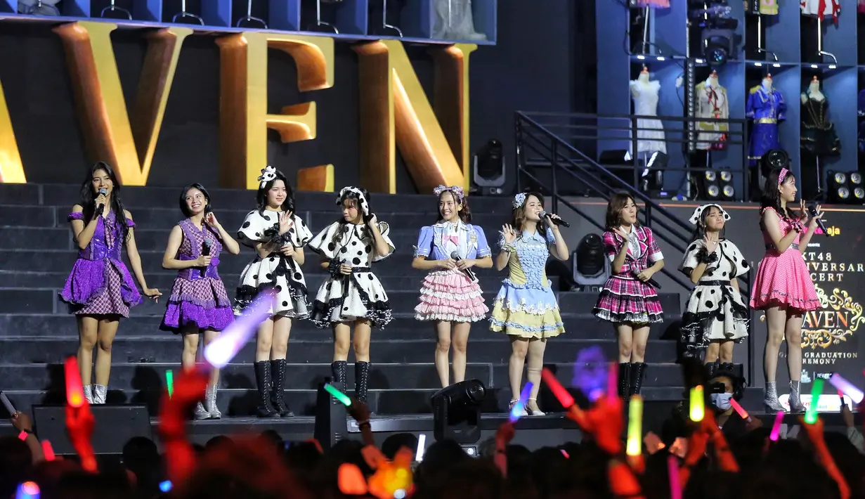 Konser ini juga menjadi ajang reuni para member yang sudah lulus dari keanggotaan. Beberapa di antaranya Melati, Zara,  Melody hingga Haruka. (Adrian Putra/Fimela.com)