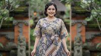 Dress Batik Brokat Lengan Pendek untuk Wanita Gemuk/Gemini AI