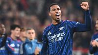 Bek Arsenal, Gabriel Magalhaes, merayakan golnya setelah pertandingan Liga Champions UEFA - pekan ke-4 fase grup antara Slavia Praha dan Arsenal FC di Praha, Republik Ceko, pada 4 November 2025. (Michal Cizek / AFP)