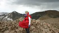 Kisah Nenek 85 Tahun Sukses Taklukkan Gunung Kilimanjaro