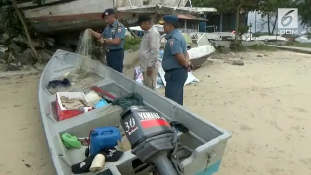 Petugas Patroli Angkatan Laut Lanal Batam, menggagalkan penyelundupan narkoba,  jenis sabu sabu asal Malaysia di perairan Nongsa, Riau.