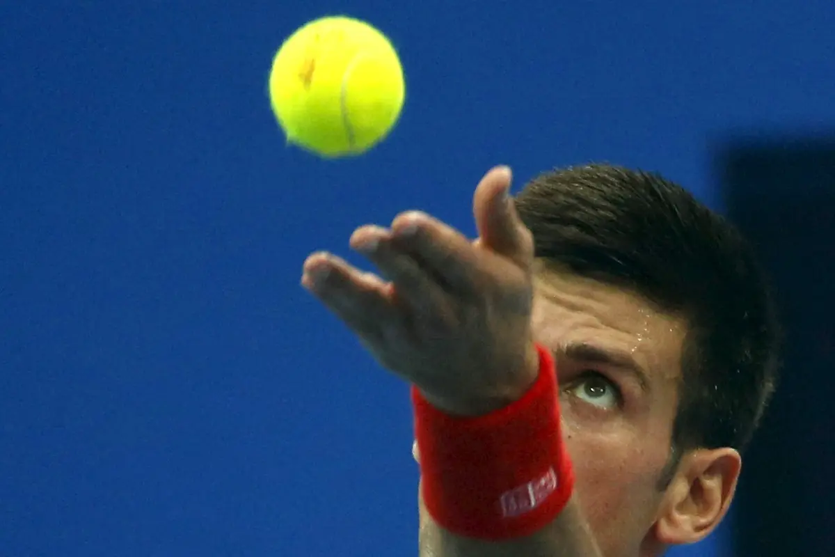Aksi Unik Petenis Nomor Satu Dunia