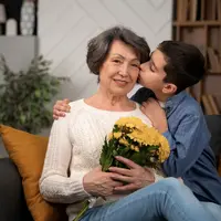 Hari Ibu menjadi momen spesial untuk menunjukkan rasa hormat kepada ibu dengan cara memberikan bunga. Foto: Freepik