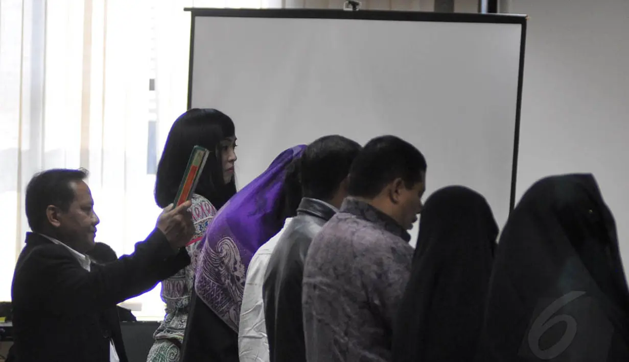 Selain Angie, JPU KPK menjadwalkan beberapa saksi lain di antaranya Nazaruddin, Mindo Rosalina Manulang, Neneng Sri Wahyuni,  Oktarina Puri, Yulianis dan Umar Arsyal, Jakarta, Kamis (14/8/14). (Liputan6.com/Miftahul Hayat)