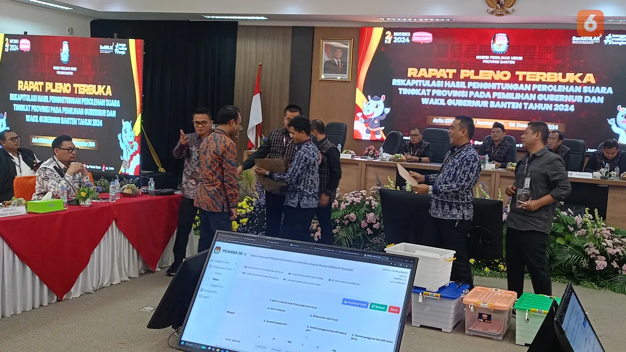 Pleno Rekapitulasi Pilgub Banten 2024 di KPU. (Sabtu, 07/12/2024). (Yandhi Deslatama/Liputan6.com).