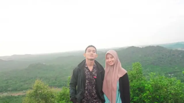 Sudah Menikah, ini 6 Potret Zulfani Pasha Pemeran Ikal Laskar Pelangi dan Istri