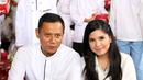 Annisa sudah berperan penting sejak Agus meniti karirnya menjadi seorang tentara, hingga saat ini dimana Agus maju sebagai calon Gubernur DKI Jakarta. Dukungan dan semangat selalu diberikan Annisa. (Nurwahyunan/Bintang.com)