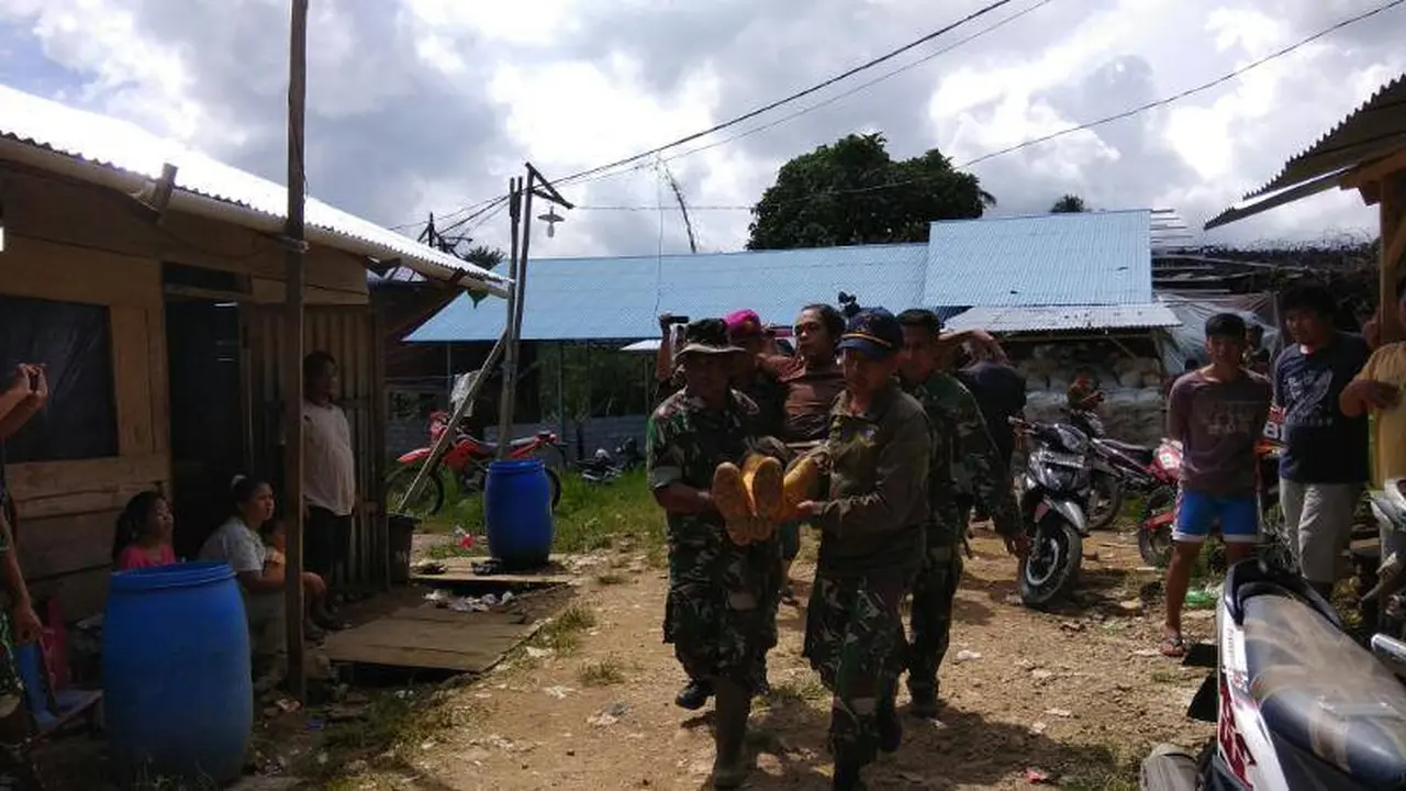 Perjuangan 13 Penambang Liar Keluar dari Lubang Sedalam 42 Meter