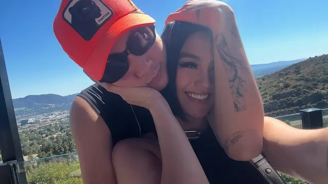 Agnez Mo dan Adam Rosyadi
