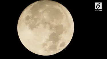 Penampakan super moon di India sudah terlihat jelas.