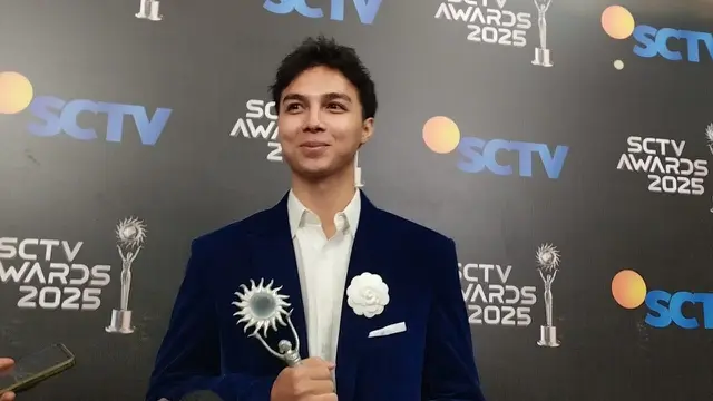 William Roberts di SCTV Awards 2025. (M Altaf Jauhar/ Liputan6.com)