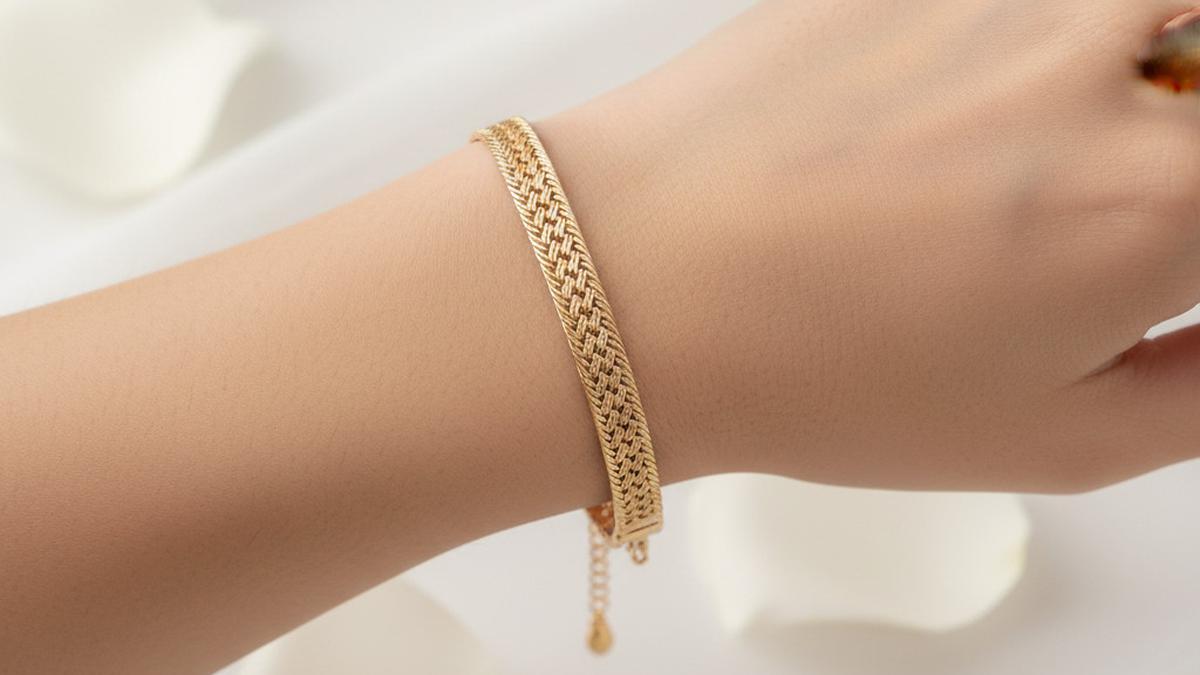 7 Gelang Emas Pernikahan Desain Timeless Berat 5 Gram, Pilihan Elegan dan Investasi