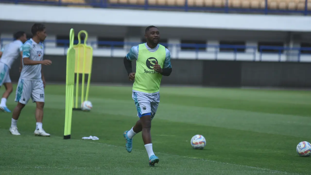 Levy Clement Madinda