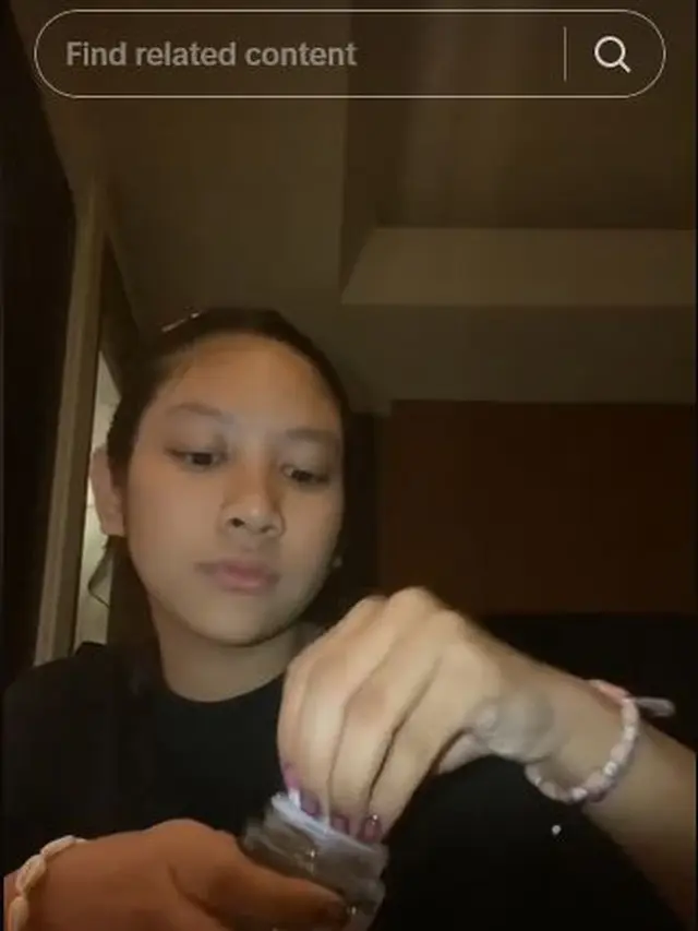 6 Potret Abigail Manurung, Mahasiswa UGM yang Viral Karena Ngomong 'Bercyandya'
