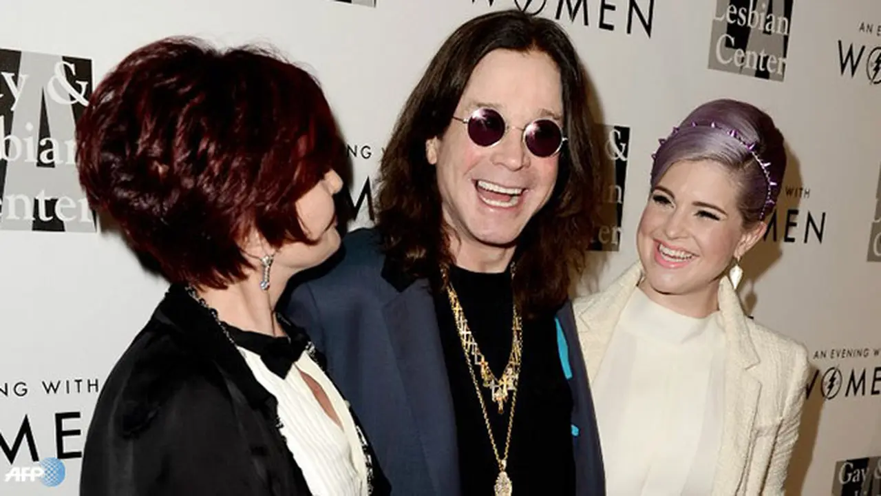 osbourne-fams-lg-130529b.jpg