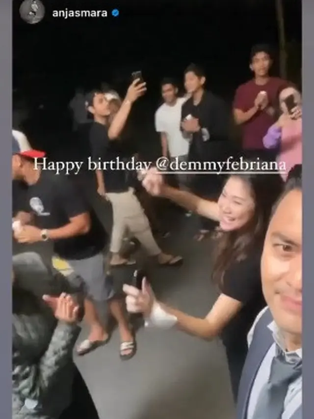 Demmy Febriana Rayakan Ulang Tahun Bareng Pemain Love Story The Series (Foto: Instagram/@anjasmara)