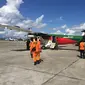 Pencarian tim SAR gabungan di Timika untuk Twin Otter PK - CDC seri 400 yang memiliki base di Bandara Timika. (Liputan6.com/Humas Polda Papua/Katharina Janur)