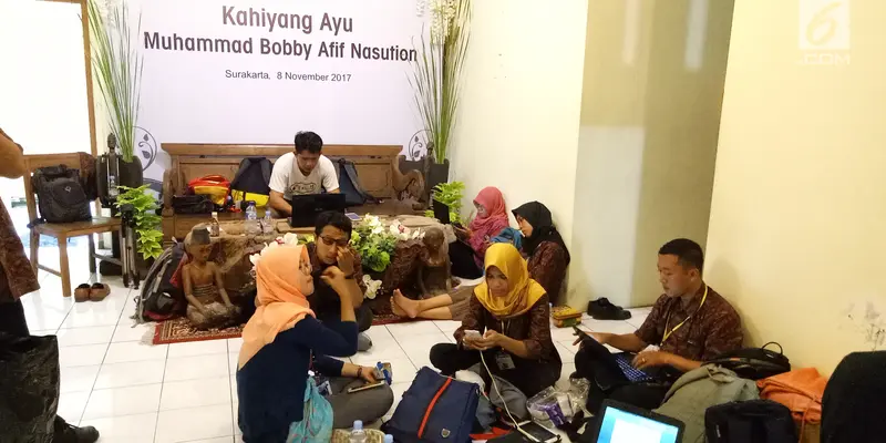 Kesibukan Awak Media Pernikahan Putri Jokowi di Media Center