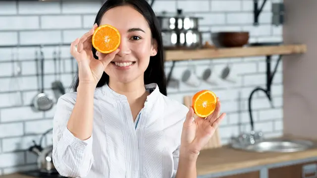 Tidak Cuma Kopi, Kebiasaan Sepele Ini Juga Bisa Jadi Penyebab Gigi Kuning - 2