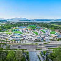 Hong Kong menghadirkan perpaduan energi urban, event olahraga kelas dunia, dan spot wellness tersembunyi yang menawarkan cara segar untuk menikmati liburan sambil merawat tubuh dan pikiran. (Foto: HKTB.doc)