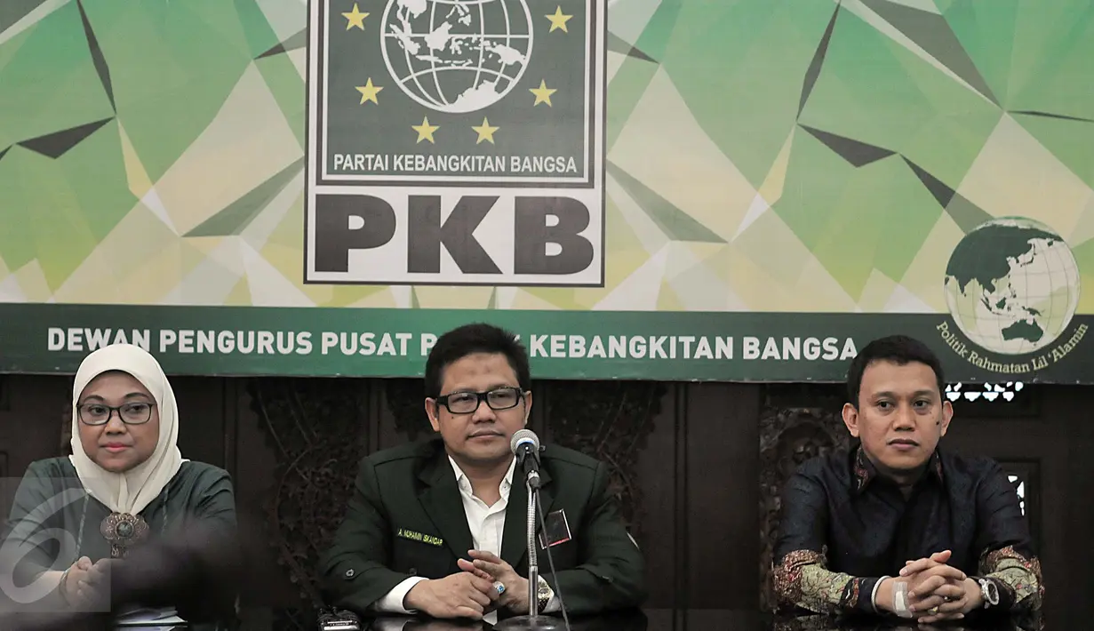 Ketua Steering Comittee Mukernas PKB Ida Fauziah, Ketua Umum DPP Partai Kebangkitan Bangsa (PKB) Muhaimin Iskandar, Sekjen PKB Abdul Kadir Karding (ki-ka) menyampaikan persiapan Musyawarah Kerja Nasional PKB, Jakarta, (2/2). (Liputan6.com/JohanTallo)