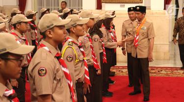Jokowi Lepas Kontingen Pramuka ke Virginia