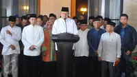 SBY menyatakan tidak pernah mencampuri urusan penegakan hukum dalam kasus Antasari, Jakarta, Selasa (15/2). SBY berharap para penegak hukum menjaga integritasnya. (Liputan6.com/Angga Yuniar)