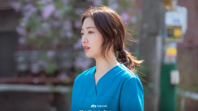 Park Shin Hye - Doctor Slump