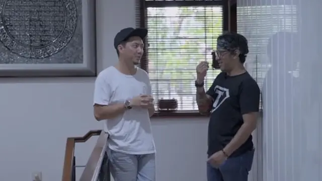7 Potret Rumah Ananda Omesh, Garasi Mogenya Curi Perhatian