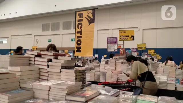 Berburu Buku di Bazar Buku Terbesar