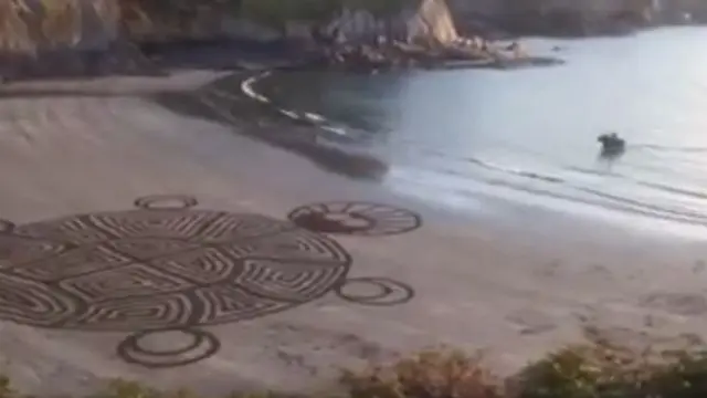 6 Potret Lukisan Raksasa di Pantai Ini Hasilnya Menakjubkan