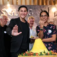 "Kita sepakat bikin film Wiro Sableng yang komersil dan disukai oleh seluruh orang, tetapi tetap merujuk pada buku. Karena Wiro Sableng sudah jadi legenda Indonesia," ucap Sheila saat jumpa pers di kawasan Kuningan, Kamis (9/2). (Adrian Putra/Bintang.com)