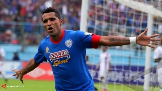 arema-beto-goncalves-130603c.jpg