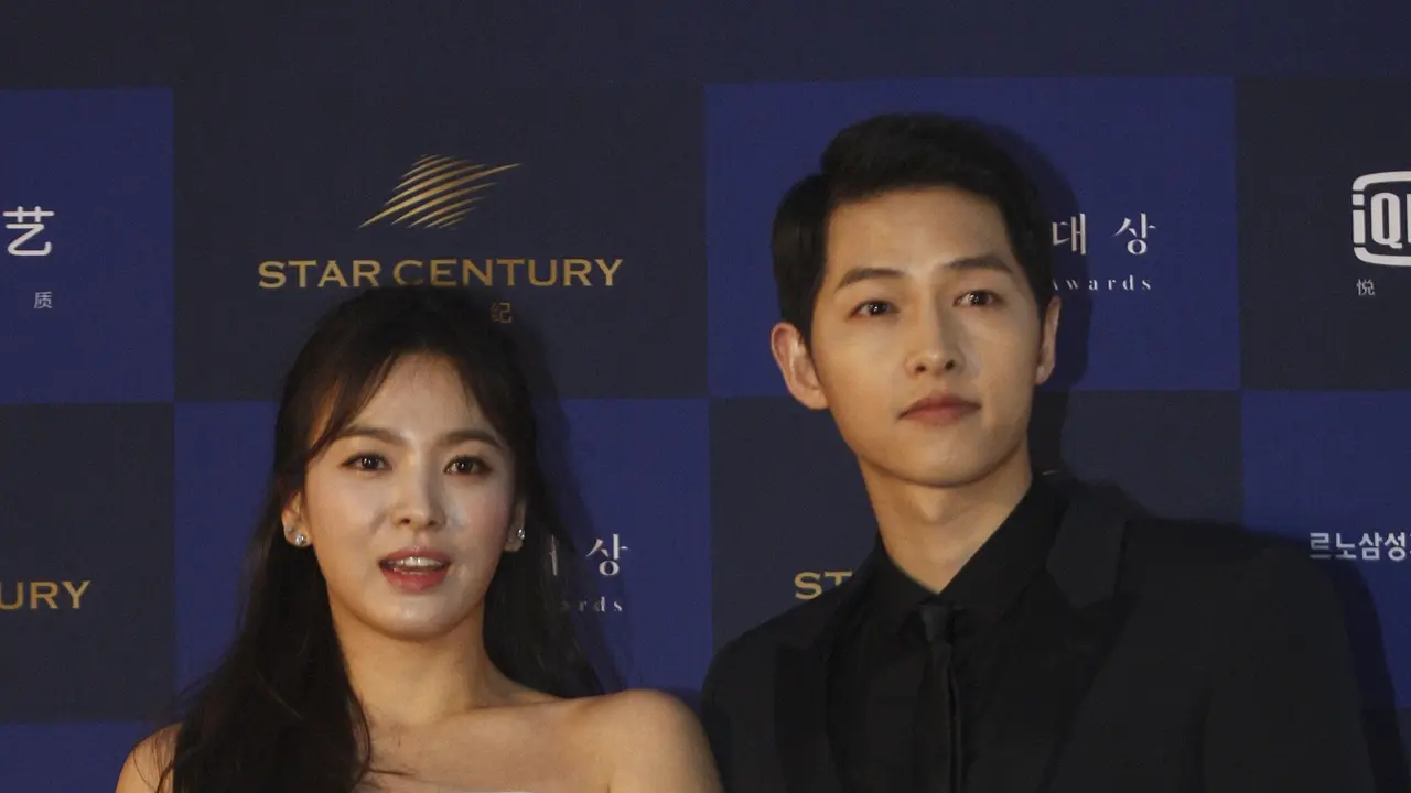 [Bintang] Song Hye Kyo dan Song Joong Ki