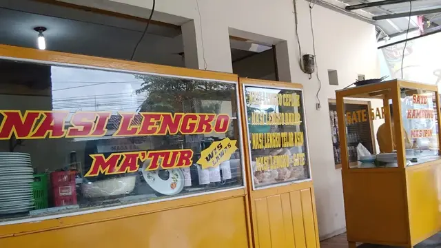 Rekomendasi Tempat Makan Nasi Lengko di Cirebon