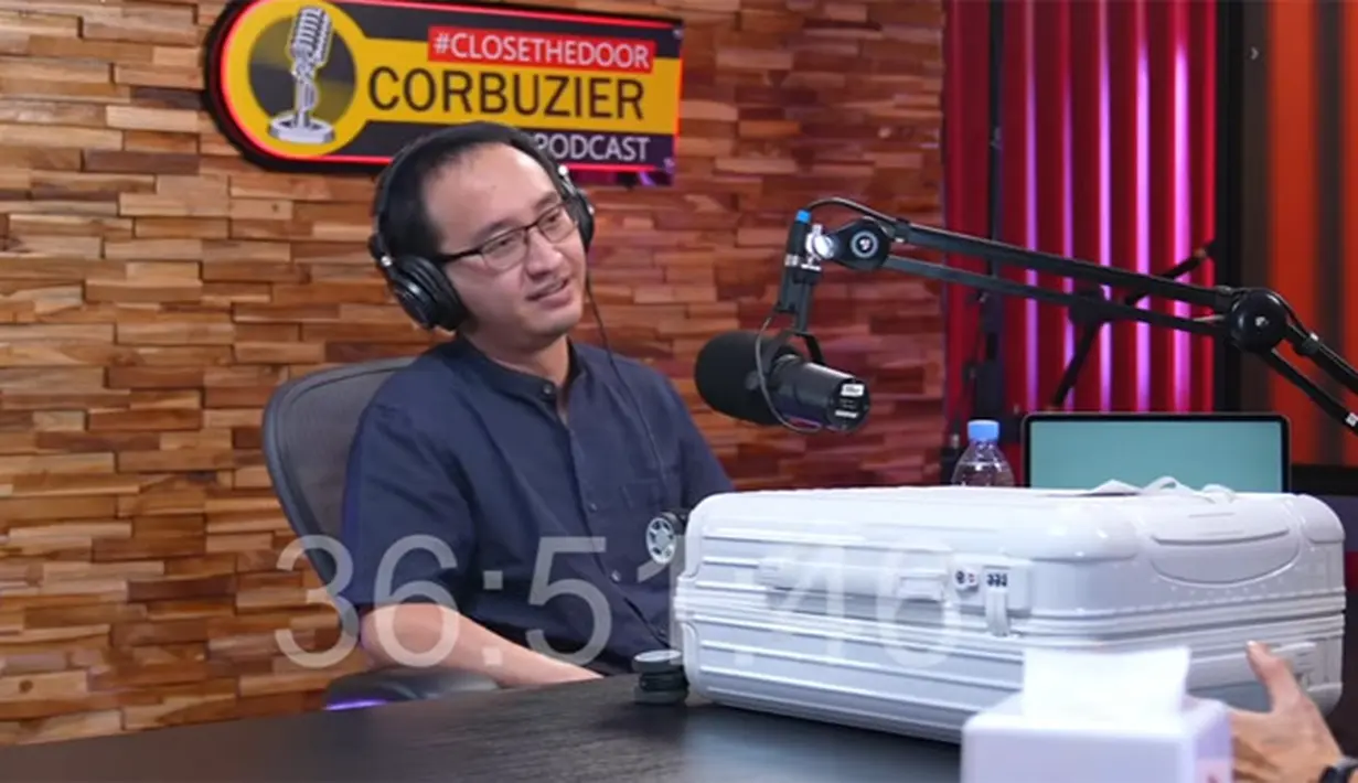 Deddy Corbuzier dan Dokter Gunawan (Youtube/Deddy Corbuzier)