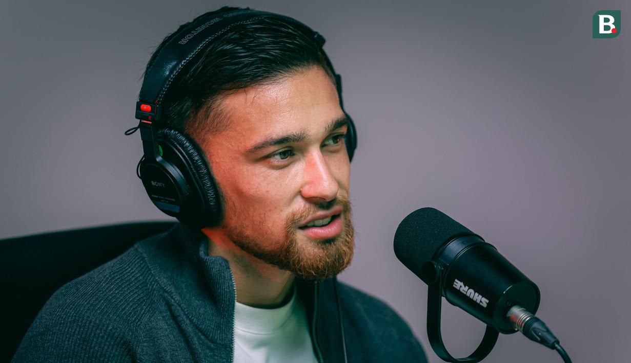 Seperti diketahui, Wehrmann sempat menjadi pembicaraan publik pada periode 2021. Saat itu, ia disebut menolak panggilan dari Timnas Indonesia yang masih dipimpin oleh Shin Tae-yong. (Bola.com/Bagaskara Lazuardi)