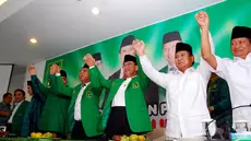 Prabowo Subianto silaturahmi politik bersama dengan kawan koalisi yakni Ketua Umum PPP Suryadharma Ali (Liputan6.com/Miftahul Hayat)