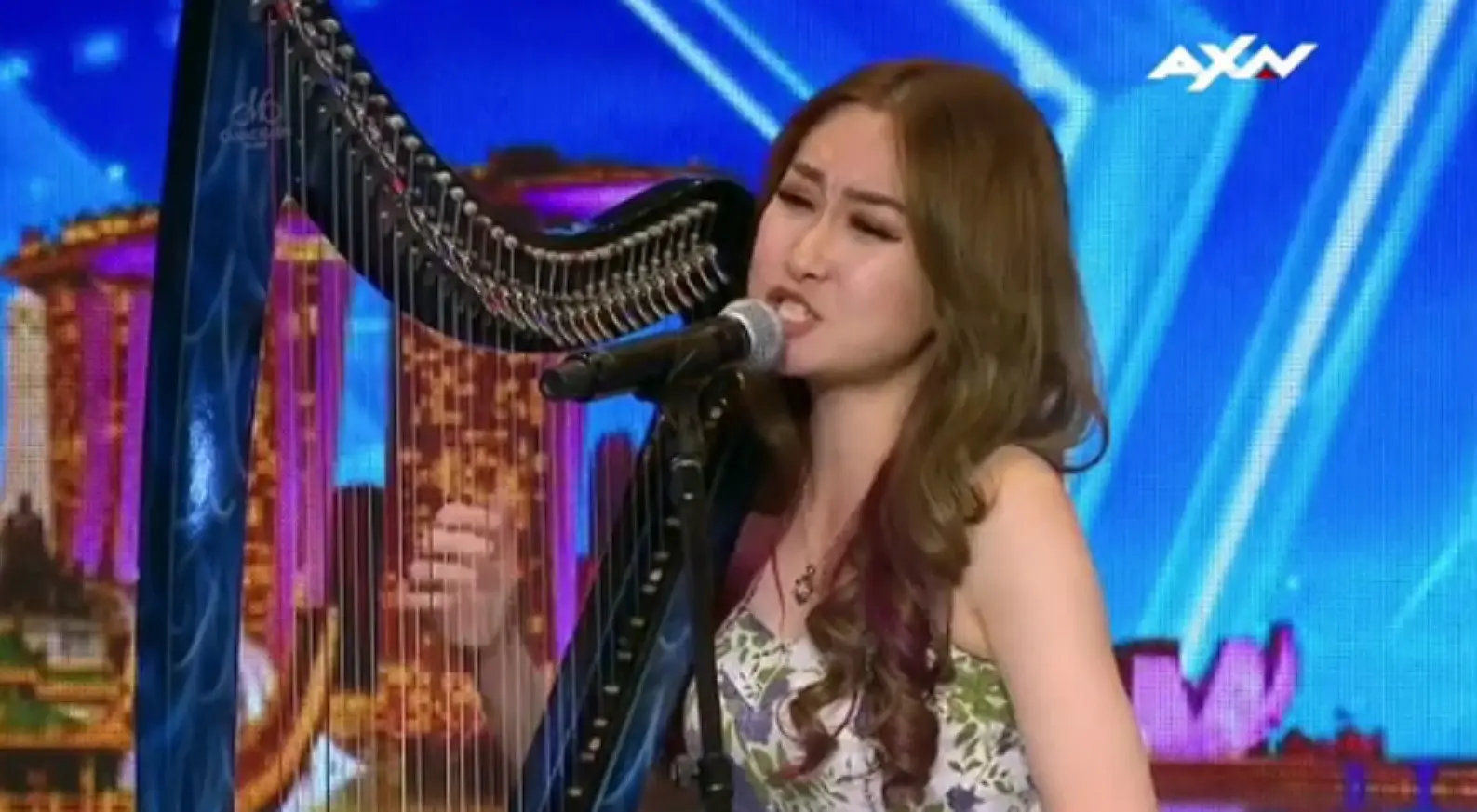 Angela July, harpist Indonesia yang sukses tampil di Asia's Got Talent (YouTube)