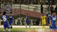 Atep dan Vujovic Bawa Persib Ungguli Mitra Kukar pada Babak I