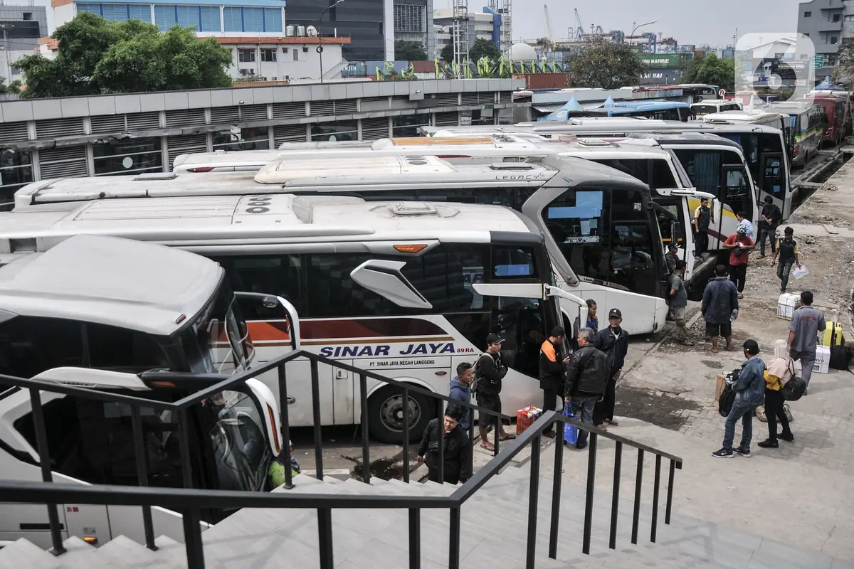 H-4 Lebaran, Lonjakan Penumpang Terjadi di Terminal Bus Tanjung Priok