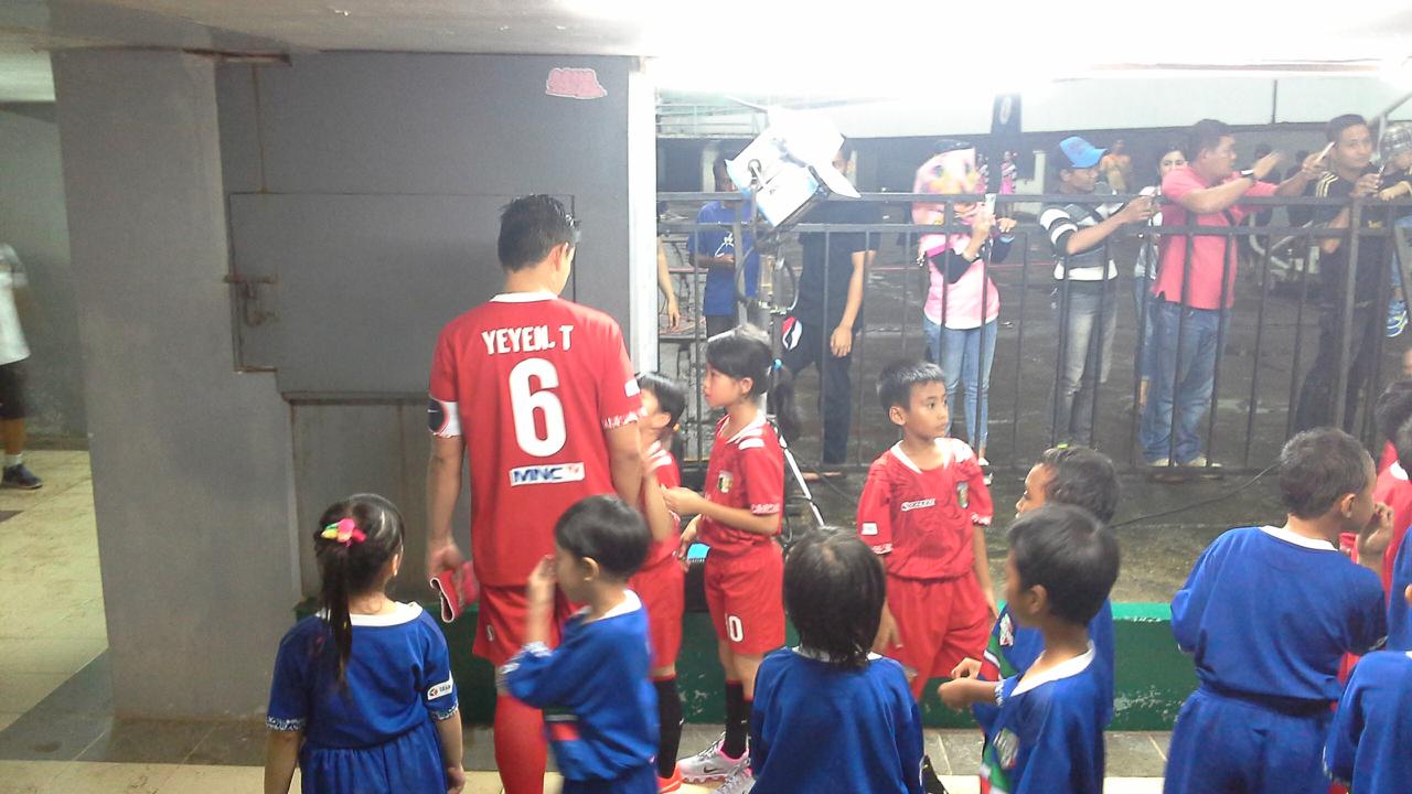 Primavera Baretti melawan Calcio Legend